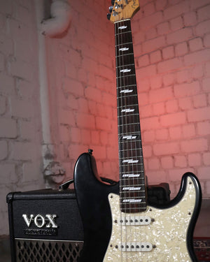 Parallelogram - Crystal White