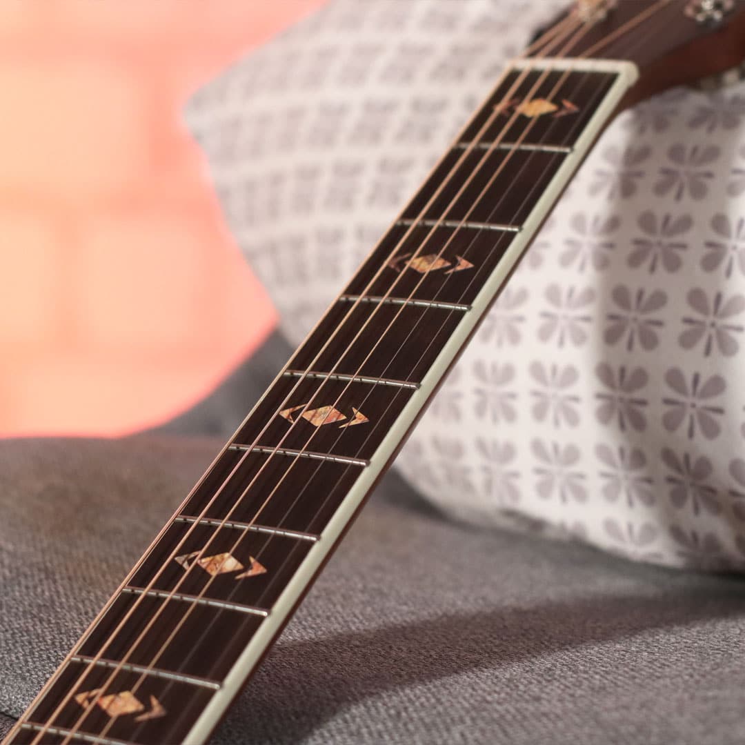 Diamonds_Arrows_Rusty_Gold_Shop_1080x1080_02