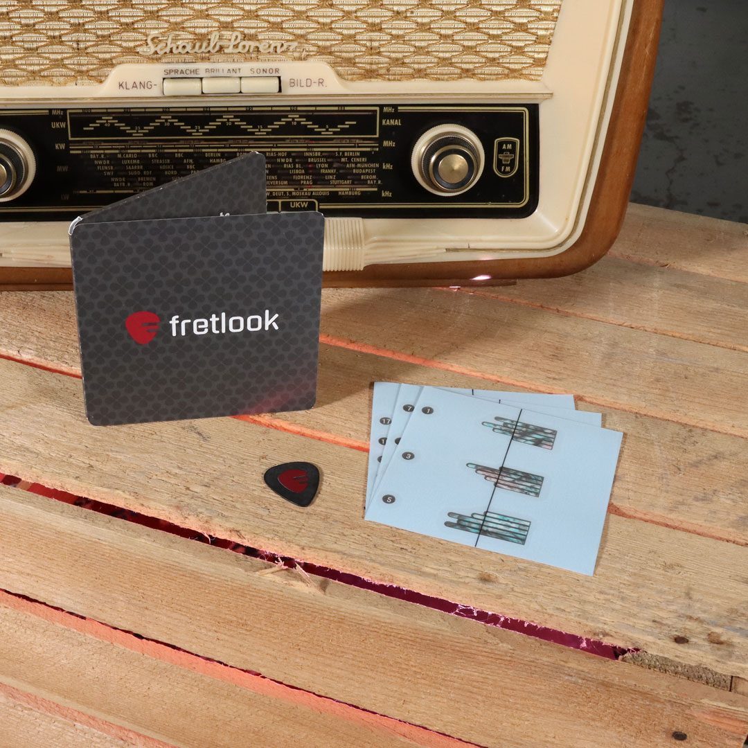 Scratches_Ice_Blue_Shop_1080x1080_04 Scratches_Ice_Blue_Shop_1080x1080_04