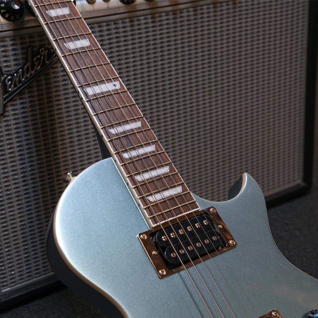 Trapezoid_Crystal_White_Shop_1080x1080_03