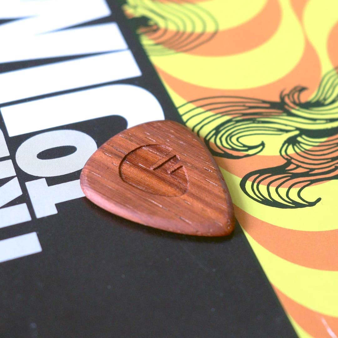 Padouk_Pick_Shop_1080x1080_03 Padouk_Pick_Shop_1080x1080_03