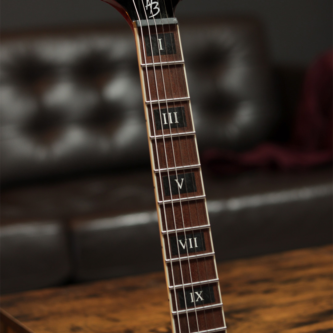 Numeri_Aged_Black_Shop_1080x1080_02