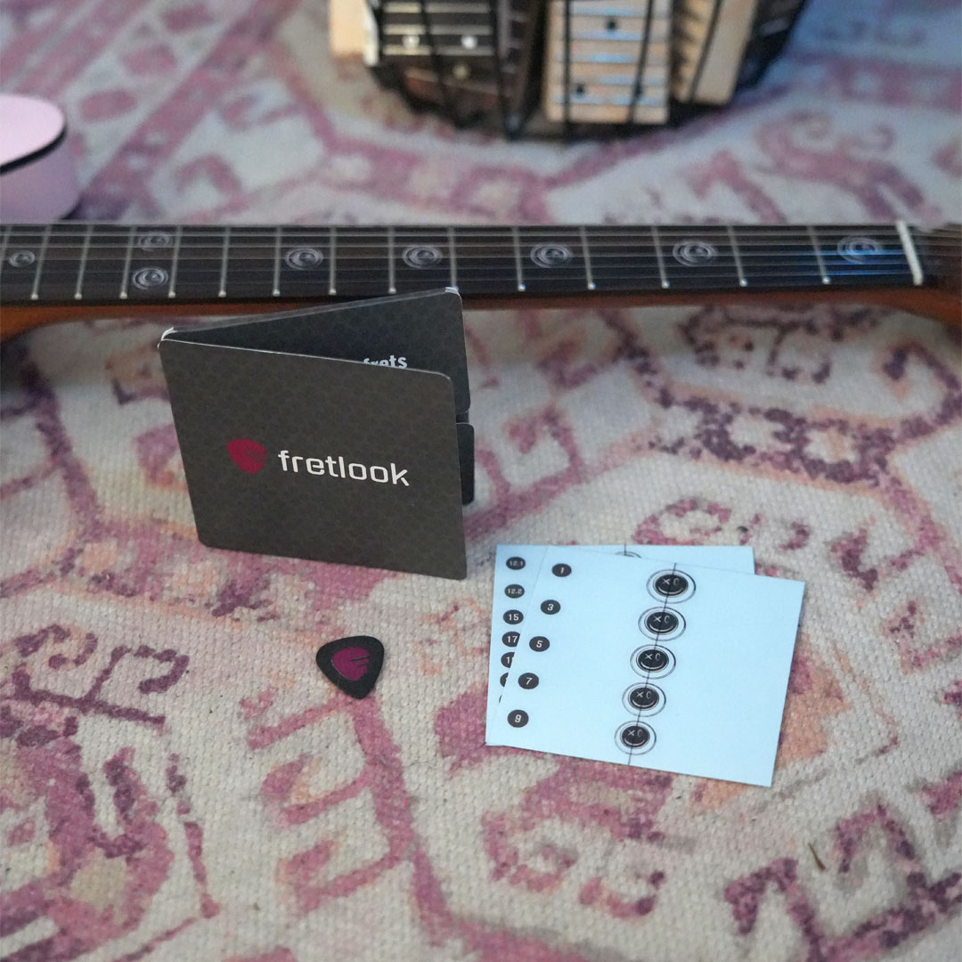 Smiley_Faces_Crystal_White_Shop_1080x1080_04 Smiley_Faces_Crystal_White_Shop_1080x1080_04